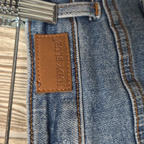 Judy Blue Distressed Denim Jean Shorts You Are My Sunshine Womens Size Small - Picture 4 of 10